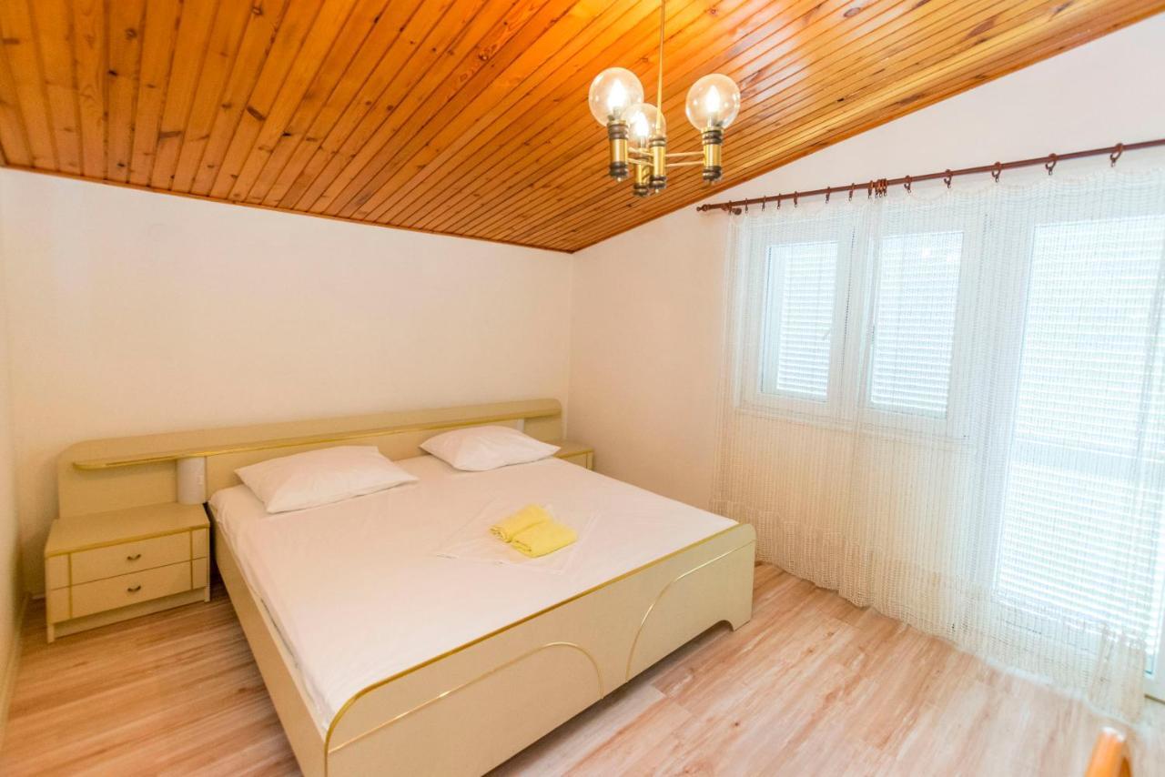 Apartments Jere Proto プリモシュテン エクステリア 写真