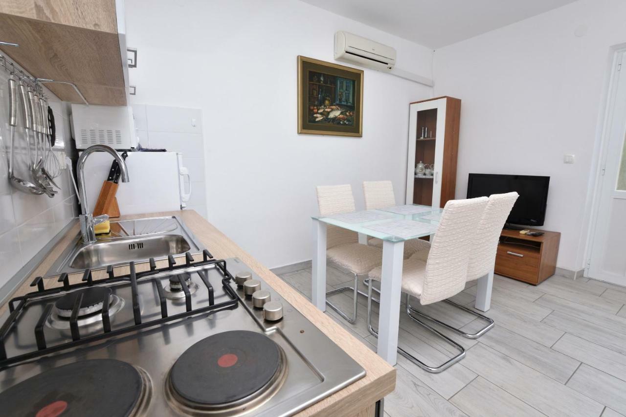 Apartments Jere Proto プリモシュテン エクステリア 写真